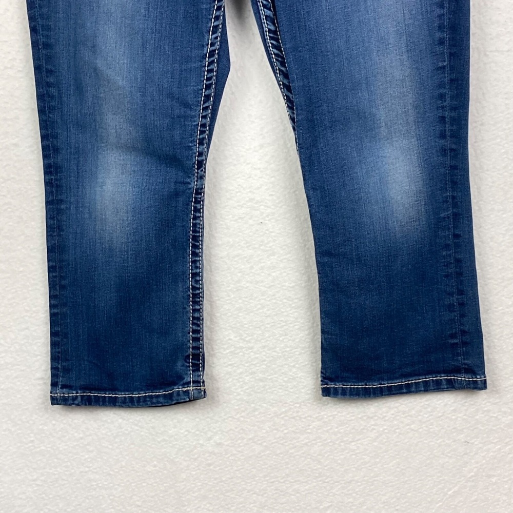 Buckle BKE Denim Harper Mid Rise Dark Wash Size 31 Embroidered  Blue Jeans - Picture 3 of 14